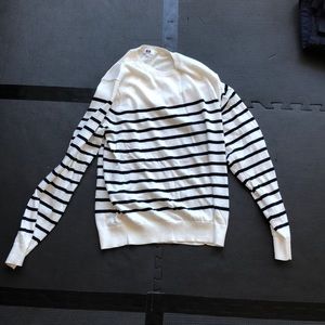 Uniqlo sweater